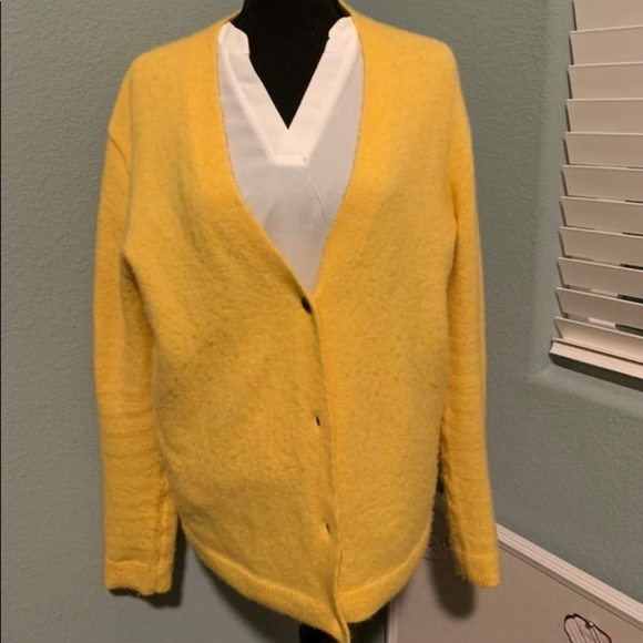 Old Navy Yellow cardigan - Picture 1 of 2